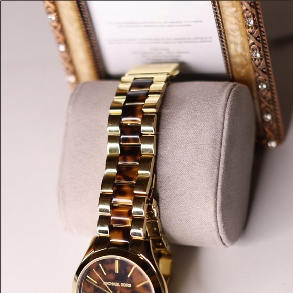 Michael Kors Tortoise Gold-tone Acetate Watch - Picture 5 of 6